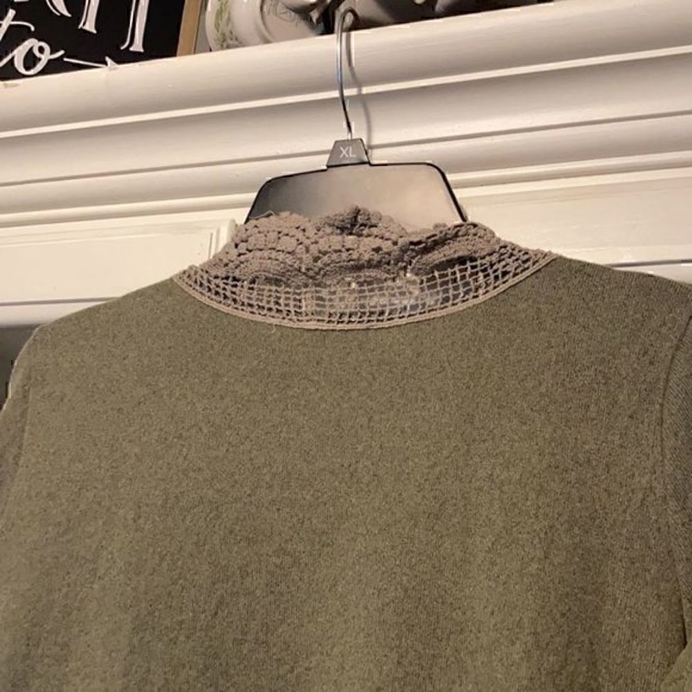 Tickled Teal medium cardigan   D - Picture 6 of 10